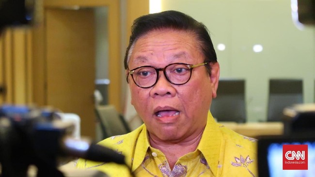 Ketua Dewan Pakar Partai Golkar Agung Laksono menyatakan Golkar kompak dukung Jokowi dan menghormati pilihan Jokowi terhadap Ma'ruf Amin.