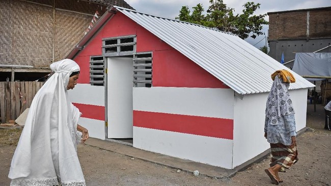 Pemerintah Provinsi Sulawesi Tengah disebut akan menyiapkan hunian sementara dan hunian tetap untuk korban gempa dan tsunami di Palu dan Sigi.