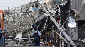 Topan Jebi Hantam Jepang, Enam Tewas dan Ratusan Luka