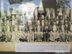 Mengenal Eyang Digdo, Sosok di Balik Makam Gantung Blitar