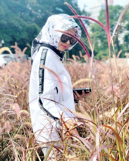 Foto: Gaya Mewah Politisi Cantik Berhijab, Kader Golkar
