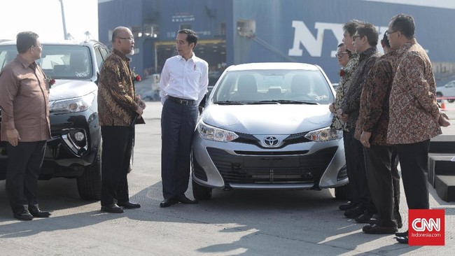 Pencapaian tonggak sejarah baru, ekspor CBU lebih dari 1 juta unit dari Toyota Indonesia, dirayakan di kawasan Tanjung Priok.