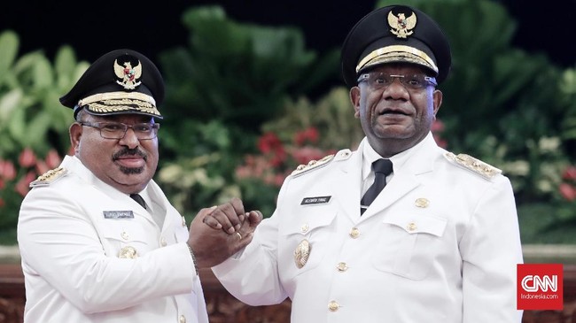 Ada dispensasi bagi daerah yang mayoritas kader Partai Demokrat ingin mendukung Jokowi di Pilpres seperti Papua.