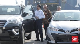 Terbang ke Korsel, Jokowi Kejar Investasi Industri 'Konkret'