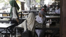 Kebijakan Diskriminatif Berlandaskan Agama Sulitkan Perempuan