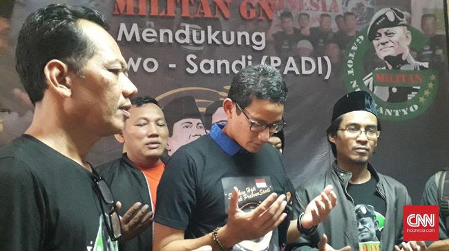 Sandiaga Janjikan Gatot Nurmantyo Posisi Jika Ikut Timses Bakal calon wakil presiden Sandiaga Uno menyatakan menghormati Gatot karena kesamaan latar belakang dengan Prabowo Subianto sebagai mantan TNI.