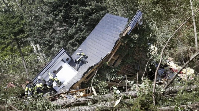 FOTO: Habis Topan, Jepang Diguncang Gempa