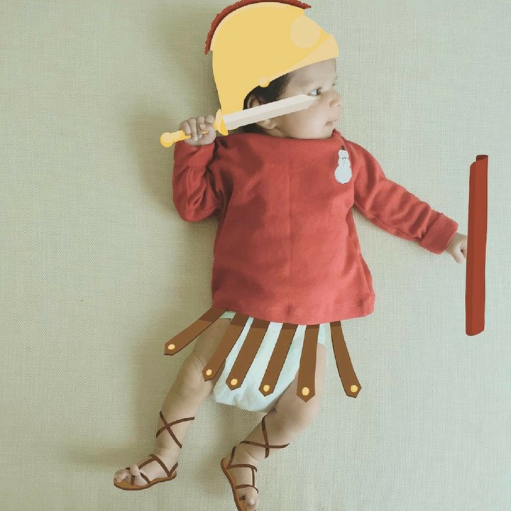 <p>Wah, prajurit cilik udah siap mau perang. Hi-hi-hi. (Foto: Instagram/chayandeb)</p>