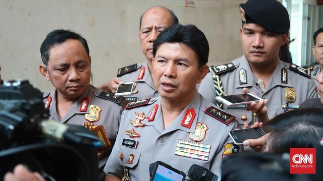 Wakapolri meminta seluruh jajarannya berpuasa atau menahan diri dari perbuatan yang aneh dan kasar hingga Pilpres dan Pemilu 2019 selesai terselenggara.