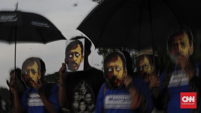 Ketua Komnas HAM, Ahmad Taufan Damanik mengklaim semua komisioner Komnas HAM sepakat pembunuhan Munir Said Thalib masuk pelanggaran HAM berat.