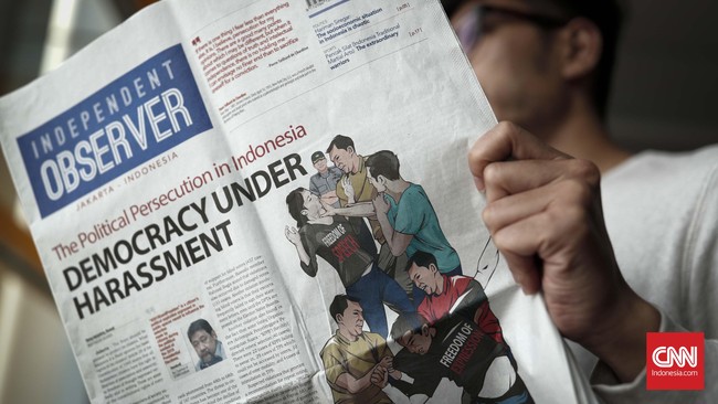 Di halaman 8 koran itu, tertera nama pengelola Independent Observer. Tercatat nama Angga Raka Prabowo sebagai CEO, dan Irawan Ronodipuro sebagai Pemred.