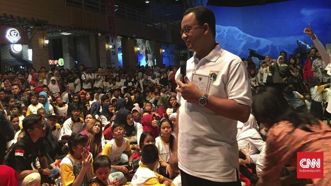 Janji kampanye Anies Baswedan untuk membangun TMB masih belum terwujud dari target 21 taman yang dijanjikan selesai tahun ini.