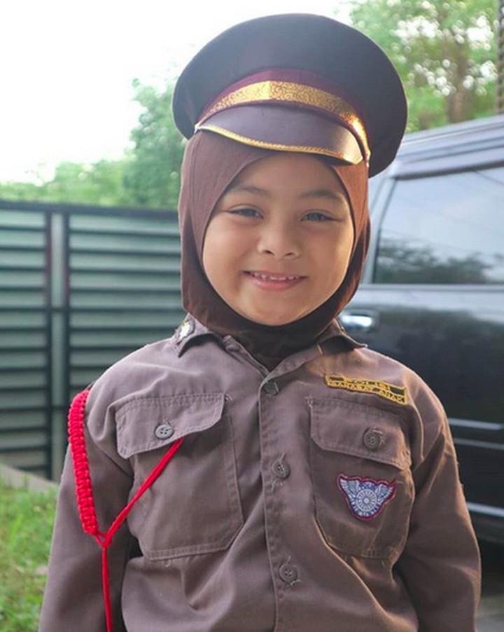 Aksi Keren Anak anak Saat Jadi Polwan Cilik Foto 10