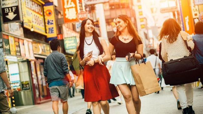 10 Tempat Belanja Populer Di Jepang