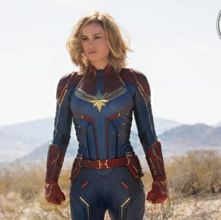 <p>Tampil 'sangar' menjadi Captain Marvel nggak bikin aura keibuan Brie luntur deh. Setuju, Bun? (Foto: Instagram/brielarson)</p>