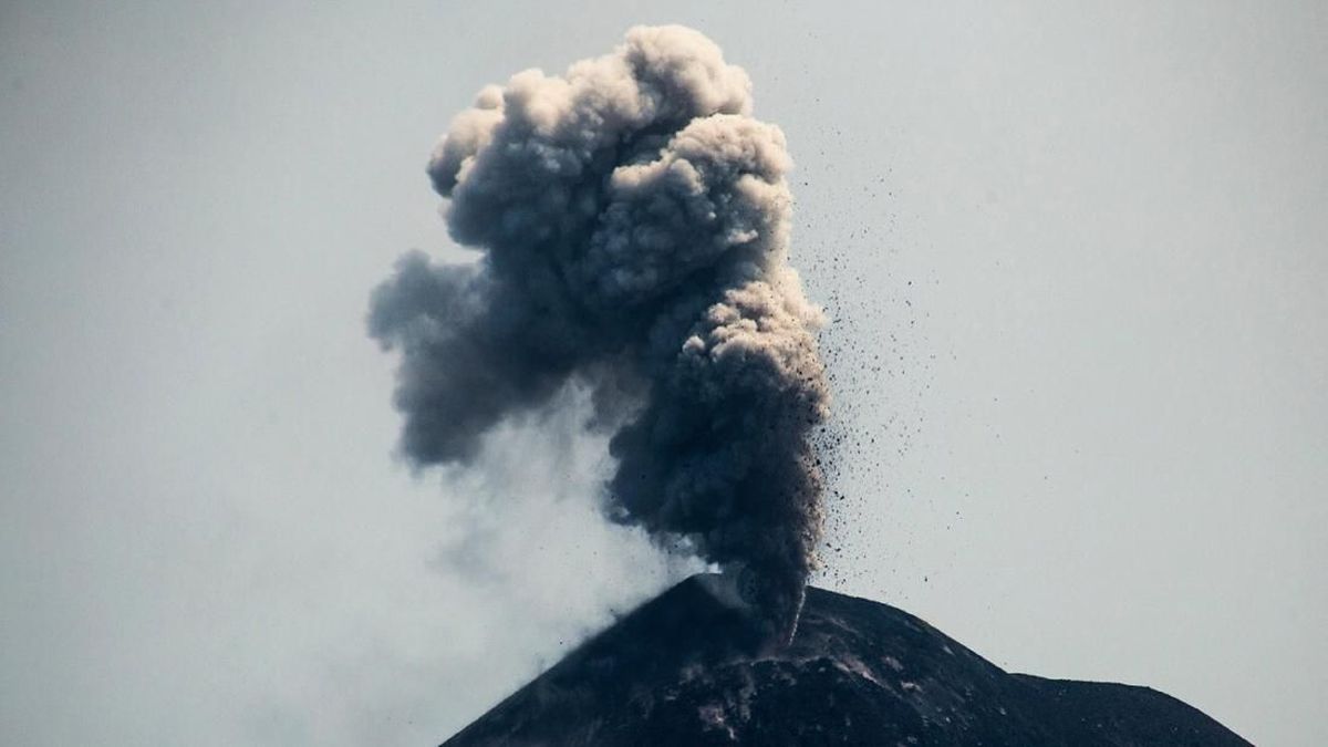 Letusan Krakatau 1883 Pertama yang Dikabarkan Media Seluruh Dunia