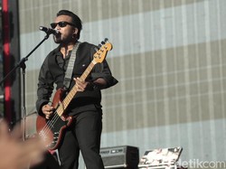 Erix Soekamti Bahagia Kembali Menikah