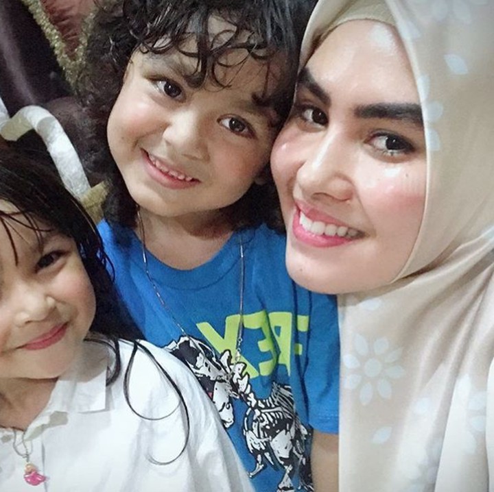 <p>Arjuna kerap dipanggil Juna. Kartika Putri sering menyebut Juna 'malaikat kecil'-nya. (Foto: Instagram/ @kartikaputriworld)  </p>