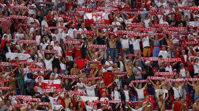 FOTO: Timnas Italia Berbagi Angka dengan Polandia
