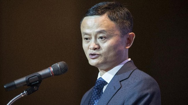 Menkominfo Rudiantara mengatakan program Jack Ma institute berupa pelatihan untuk C-level akan dimulai pada 2019 mendatang.