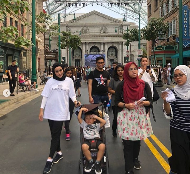 Bikin Hati Adem, Begini Kekompakan Shinta Bachir dan Putranya