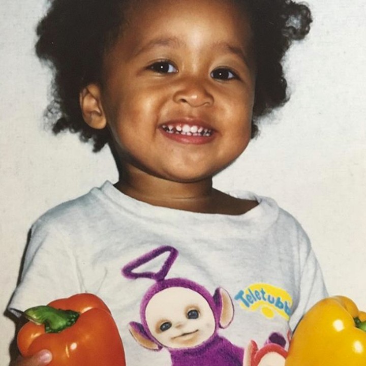 <p>Pakai baju gambar Teletubbies, Naomi kecil menggemaskan banget! (Foto: Instagram @naomiosakatennis)</p>
