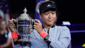 Naomi Osaka Terus Menangis Usai Juara AS Terbuka