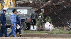Korban Tambah Jadi 37 Orang, Abe Datang ke Lokasi Gempa