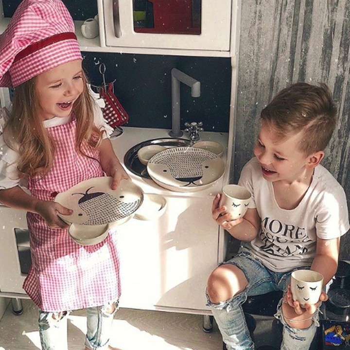 <p>Perkenalkan ini Matvey dan Milana, kakak dan adik dari Rusia. (Foto: Instagram @yana_marsh)</p>