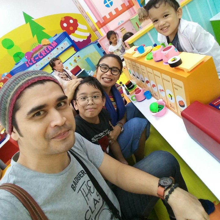 <p>Main bareng sama anak-anak? Sudah pasti menyenangkan. (Foto: Instagram/rizkyhanggono)</p>