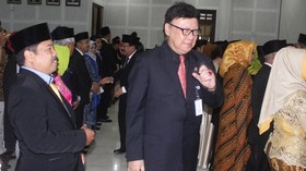 Mendagri Luruskan Isu Korban Gempa Digratiskan di Minimarket