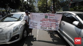 Pengemudi Tolak Aplikator Jadi Perusahaan Transportasi
