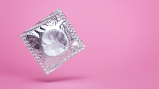 Tugas Sailor Moon kini tak cuma memerangi kejahatan saja, tapi juga melindungi manusia dari penyakit menular seksual dan infeksi.
