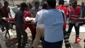 VIDEO: Bom Mobil Bunuh Diri Meledak di Mogadishu