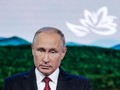 Vladimir Putin Sarankan Anak-anak Baca Alquran dan Alkitab