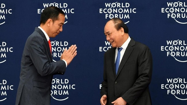 Presiden Joko Widodo dan Perdana Menteri Vietnam Nguyen Xuan Phuc membahas rencana kolaborasi pengembangan ekonomi digital dan kreatif.