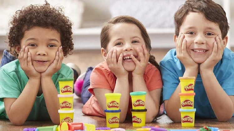 Yuk pilih mainan yang bisa membantu si kecil berkembang dengan aman dan nyaman, Bun.