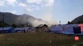 VIDEO: Angin Kencang Terpa Korban Gempa Lombok