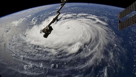 Topan Michael Akan Terjang AS, Badai Terburuk Dekade Ini