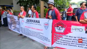 VIDEO: Demonstrasi Pengemudi Ojek Online Di Depan Go-Jek