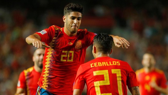 Pelatih timnas Spanyol Luis Enrique tak peduli pemain Real Madrid dianggap mendominasi komposisi skuat La Furia Roja di UEFA Nations League.