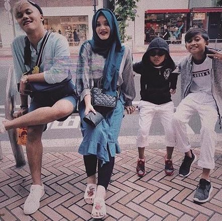 <p>Kompaknya keempat anak Sule. Adem deh melihatnya. (Foto: Instagram @rizkyfbian)<br /><br /></p>