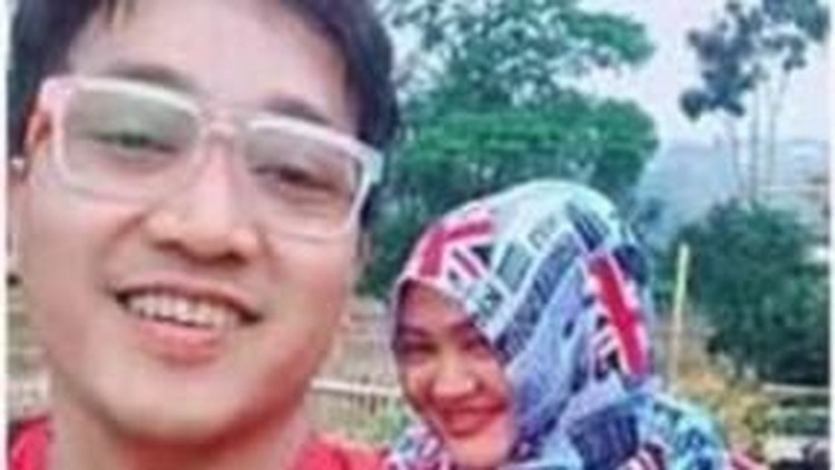 Lina Sule dan keluarga Teddy.
