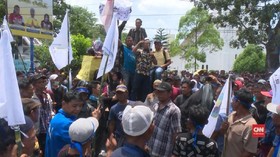 VIDEO: Ribuan Nelayan Geruduk Kantor Gubernur Edy Rahmayadi