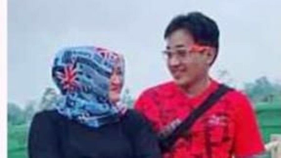 Lina Sule Potret kedekatan Lina Sule dan Teddy.