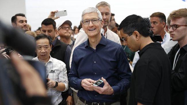Upaya Apple memperkenalkan tiga iPhone terbaru yang mendukung dual SIM (nano-SIM dan e-SIM) diprediksi jadi strategi untuk merengkuh pengguna di Asia.