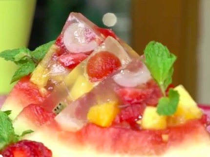 Sore-sore Enaknya Bikin Jelly Semangka untuk si Kecil Yuk, Bun