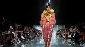 New York Fashion Week 2019 dalam Pusaran Kesepian