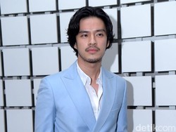 Video: Penampilan Plontos Morgan Oey di Film Pengepungan di Bukit Duri