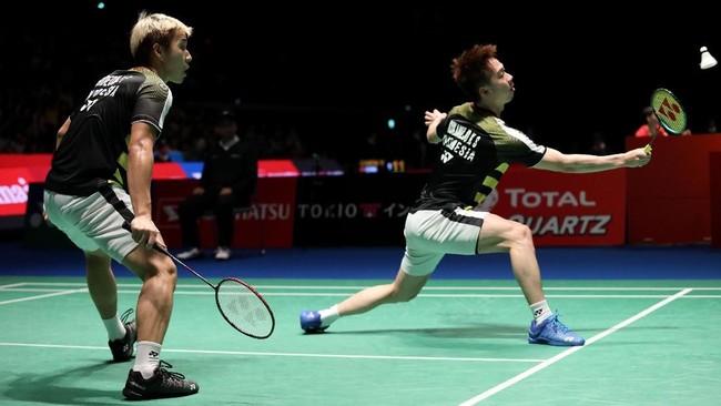 Kevin Sanjaya/Marcus Fernaldi Gideon berhasil balas dendam pada He Jiting/Tan Qiang di semifinal Jepang Terbuka 2018.